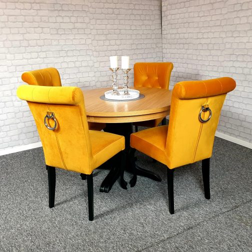 Krzesło tapicerowane z kołatką Porto pikowane stół okrągły z krzesłami