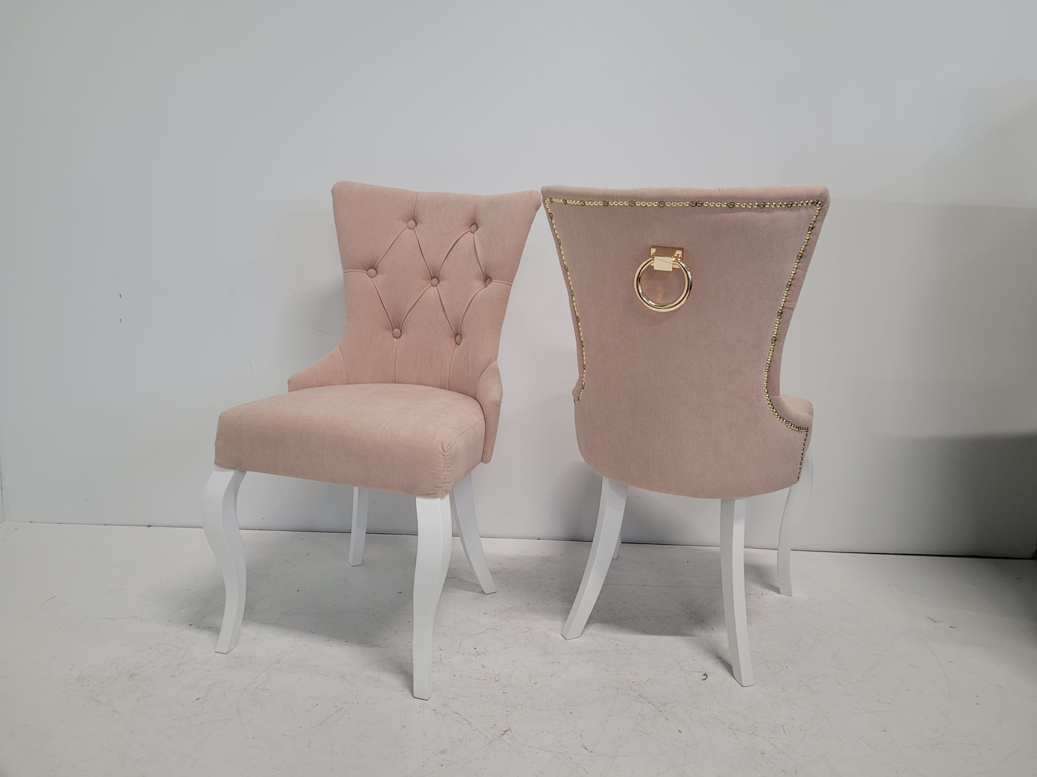 Dubai krzesła tapicerowane z kołatką Meble Tuszkowski