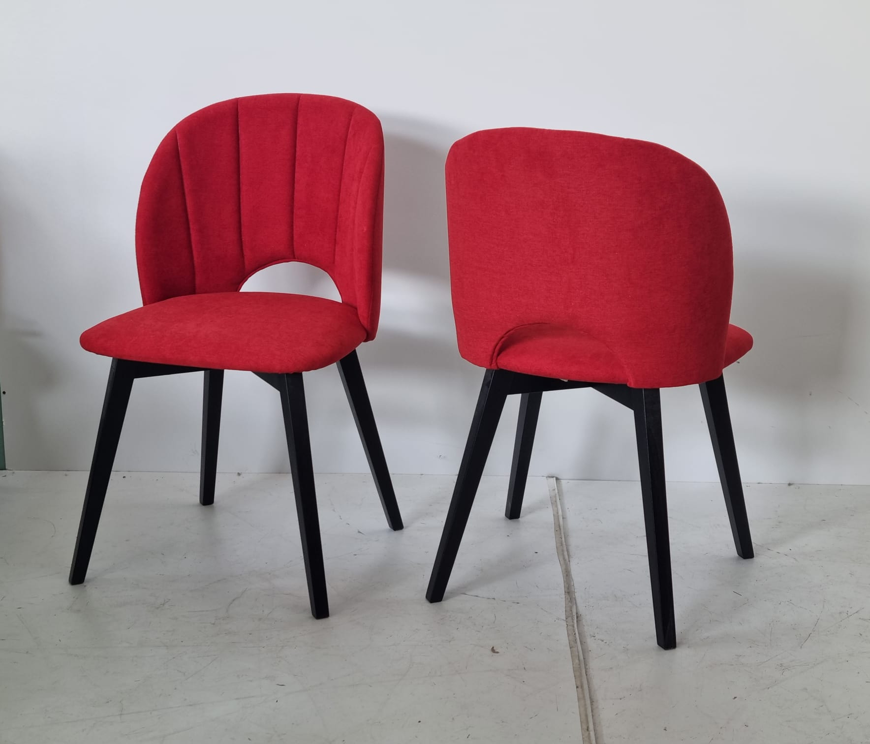 Krzesła tapicerowane Bjorn 2 czerwone