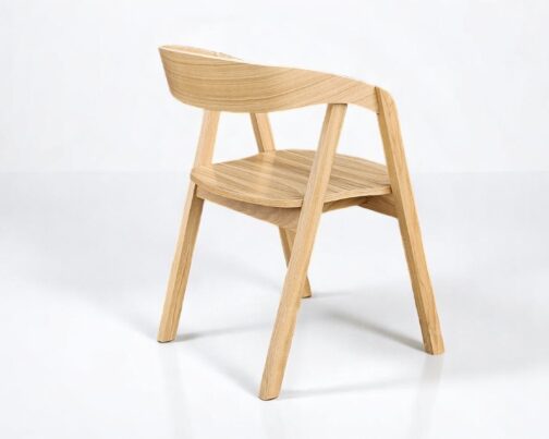 Krzesło z podłokietnikiem drewniane dębowe Carmen twarde